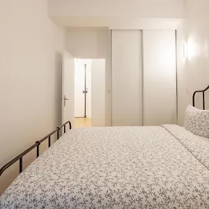 Apartment La A Chatelet, Paris